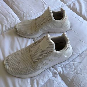 Adidas Women’s Swift Runs